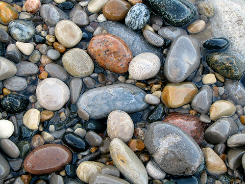 wet_pebbles_beach